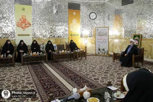 دیدار برگزیدگان چهارمین رویداد ملی &laquo;شکوه مادری&raquo; با تولیت آستان قدس رضوی
