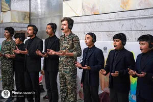 رنگ آمیزی دیوارنگاره توسط کودکان جهان اسلام یادبود شهدای مدرسه میناب