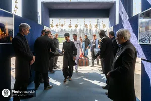 استقبال از زائرین بارگاه منور رضوی در پایانه مسافری مشهد