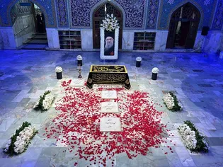 آئین چهلمین روز تدفین قائد شهید امت در حرم رضوی برگزارمی‌شود