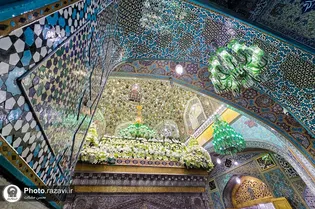 عید غدیر کی مناسبت سے حرم امام رضا(ع) کی پھولوں سے سجاوٹ