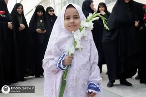 گلباران حرم مطهر رضوی در روز میلاد حضرت معصومه سلام الله علیها