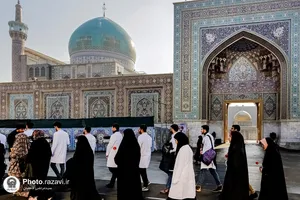 سوگند پزشکی 45 دانشجوی غیرایرانی دانشگاه شیراز در حرم مطهر امام رضا علیه السلام