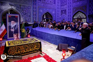غبارروبی مزار شهدای مدفون در حرم مطهر رضوی