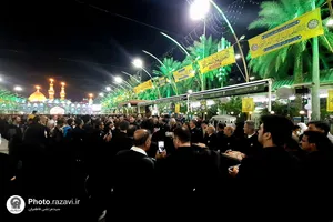 حضور خدام حرم مطهر رضوی در بین الحرمین کربلای معلی