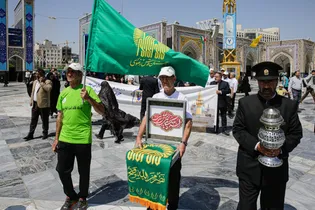 استقبال از اعضای کاروان فرهنگی ورزشی جاده ولایت به حرم مطهر رضوی