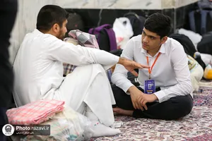 اعتکاف 1000 دهه هشتادی در حرم مطهر رضوی
