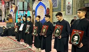 آیین سنتی سقایی همدان؛ تجلی عشق و ارادت خادم&zwnj;یاران در حرم امام رضا (ع) + تصاویر