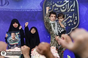 اجتماع بزرگ عاشورائیان در حرم مطهر رضوی