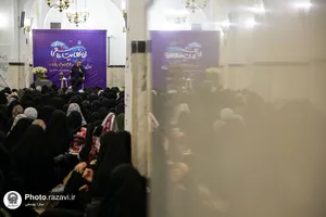 اعتکاف دختران نوجوان در حرم مطهر رضوی