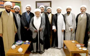 مسئولان دارالعلم با آیت‌الله العظمی سبحانی در قم دیدار کردند