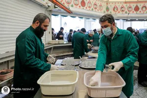 حضور جمعی از ذاکران اهل بیت در چایخانه حضرت رضا(علیه&zwnj;السلام)