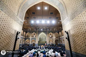 دیدار صمیمی خادمیاران مکبر نوجوان با مدیر عالی حرم مطهر رضوی