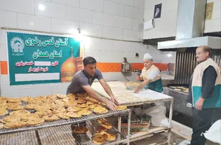 پخت ۶۰۰ عدد نان 