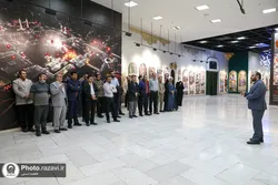 آشنایی کارکنان آستان قدس رضوی با تاریخ و توسعه حرم مطهر رضوی در نمایشگاه «رواق خدمت»