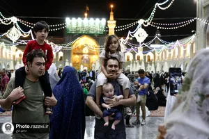 حال و هوای حرم مطهر رضوی در شب عید غدیر-2