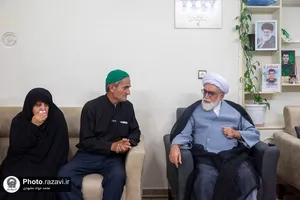 دیدار تولیت آستان قدس رضوی با خانواده&zwnj;های شهیدان سید مصطفی جعفری و مرتضی میثمی