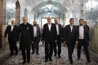 تشرف تولیت آستان مقدس علوی به حرم مطهر رضوی