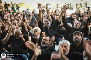 اجتماع عظیم عزاداران امام رضا علیه السلام در حرم مطهر رضوی