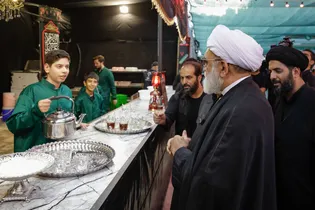 بازدید تولیت آستان قدس رضوی از مواکب بنیاد کرامت رضوی