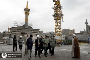 بازدید اعضای بنیاد حفظ و نشر آثار دفاع مقدس از پروژه های عمرانی حرم مطهر رضوی