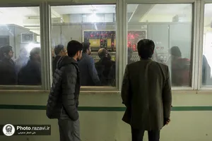 بازدید کارکنان آستان قدس رضوی از کارخانه آرد قدس رضوی