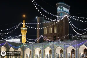 حال و هوای حرم مطهر رضوی در شب ولادت حضرت زهرا سلام الله علیها