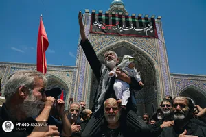 عزاداری روز عاشورای حسینی در حرم مطهر رضوی