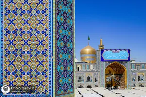 نصب کتیبه&zwnj;های ولادت&zwnj; امام حسن عسکری علیه&zwnj;السلام در حرم مطهر رضوی 