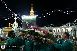 گل&zwnj;آرایی صحن انقلاب حرم مطهر رضوی
