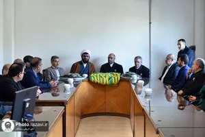 حضور خدام حرم مطهر رضوی در بیمارستان ثامن&zwnj;الائمه چناران