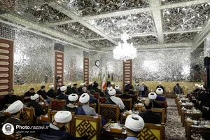 دیدار طلاب فعال فضای مجازی با تولیت آستان قدس رضوی