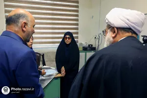 حضور تولیت آستان قدس رضوی در جمع دانش آموزان نابینای مشهدی