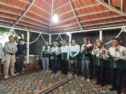 تجلیل سفیران امام مهربانی از معلمان در بم