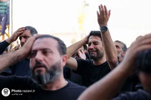 اجتماع عظیم عزاداران امام رضا علیه السلام در حرم مطهر رضوی