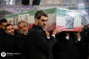 وداع با پیکر فرمانده قرارگاه عملیاتی سجاد سراوان در حرم مطهر رضوی