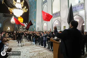 عزاداری هیئت دانشجویی در حرم مطهر رضوی