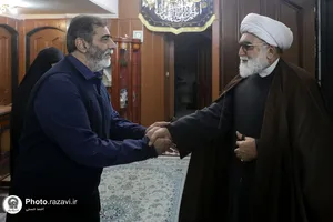 دیدار تولیت آستان قدس رضوی با خانواده&zwnj;ی شهدا