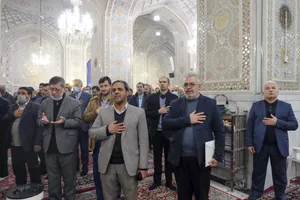 تشرف گروهی از گزینش&zwnj;گران به حرم مطهر رضوی