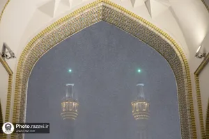 بارش برف پاییزی در حرم مطهر رضوی