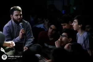 اعتکاف رمضانیه نوجوانان در حرم مطهر رضوی