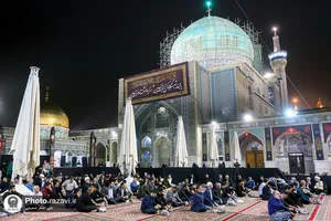 محفل عزاداری اهالی رسانه و فعالان فضای مجازی در حرم مطهر رضوی