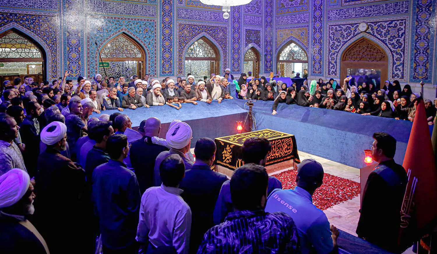 از زیارت دسته جمعی امام رضا (ع) و رهبر شهید تا بازدید از اماکن فرهنگی و پروژه‌های عمرانی