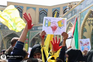 اجتماع دانش آموزان مشهدی در حمایت از کودکان غزه