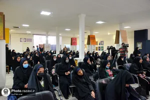 نشست نقد و بررسی کتاب پرواز با اسب سفید