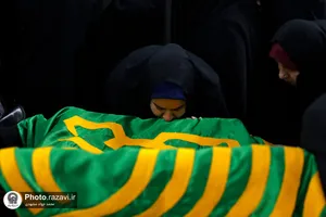 آیین تعویض پوش ضریح حسین بن موسی الکاظم علیه&zwnj;السلام