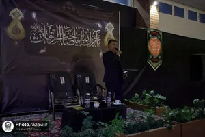 عزاداری شب عاشورای حسینی در باغ اردوگاه خاتون