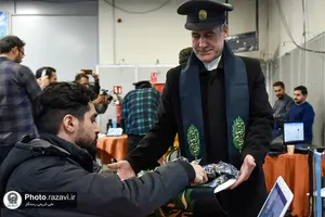حضور خدام حرم مطهر رضوی در جمع شرکت کنندگان رویداد جان فدا