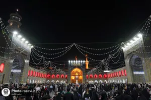 حال و هوای حرم مطهر رضوی در شب شهادت امام صادق علیه&zwnj;السلام