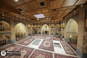 آیین بازگشایی بنای تاریخی مدرسه دو درب